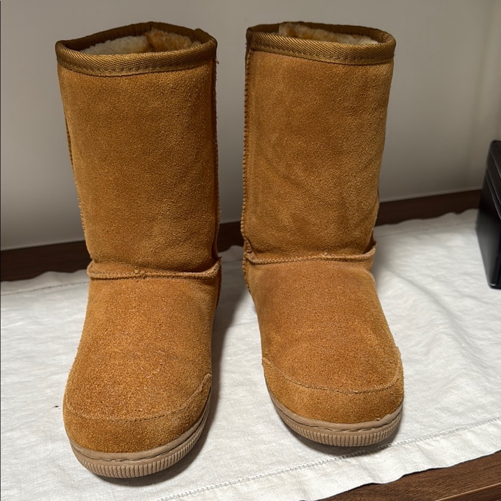 Cozy Tan Suede Women's Boots